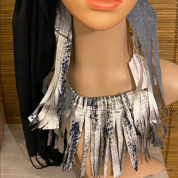 DENIM & METALLIC FRINGED EARRINGS - Picture 2 of 8